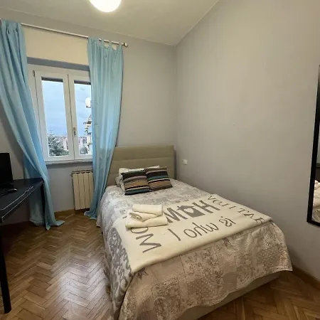 Sto Bene Qua Apartment